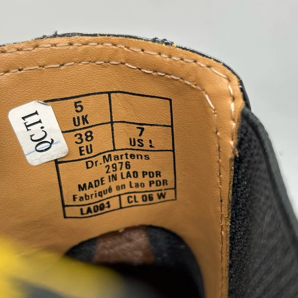 Dr. Martens 2976 Black Patent Leather Chelsea Boot Womens Size 7 - Picture 9 of 9